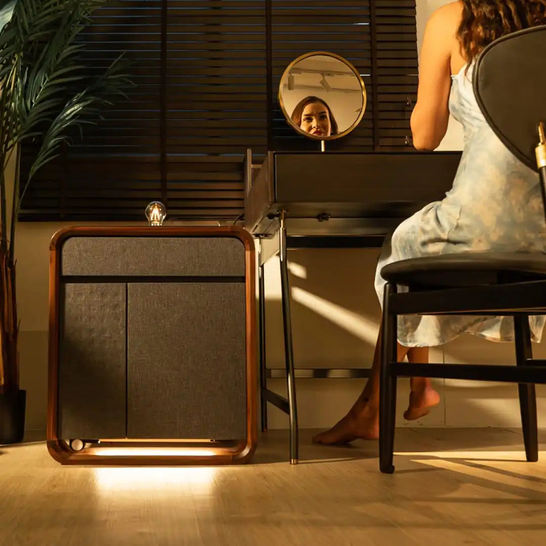 LuxeCube - Smart Side Table